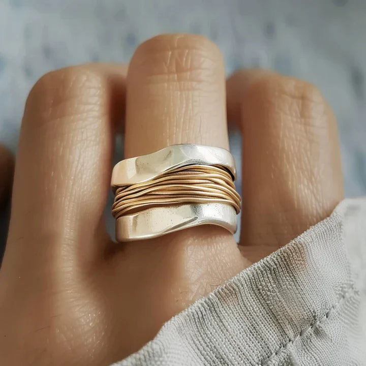 Vintage-Draht-Ring aus versilbertem Gold