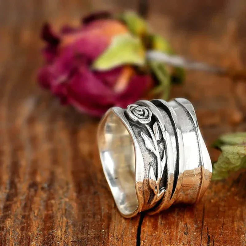 Vintage-Silber-Ring mit Blume