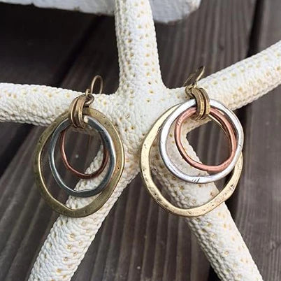 Vintage-Ohrringe aus Gold und Silber