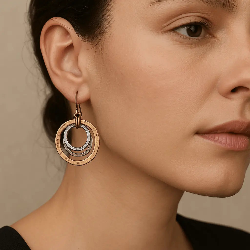 Vintage-Ohrringe aus Gold und Silber